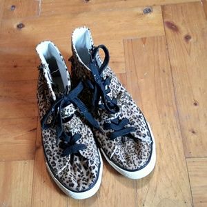 Leopard Tenis